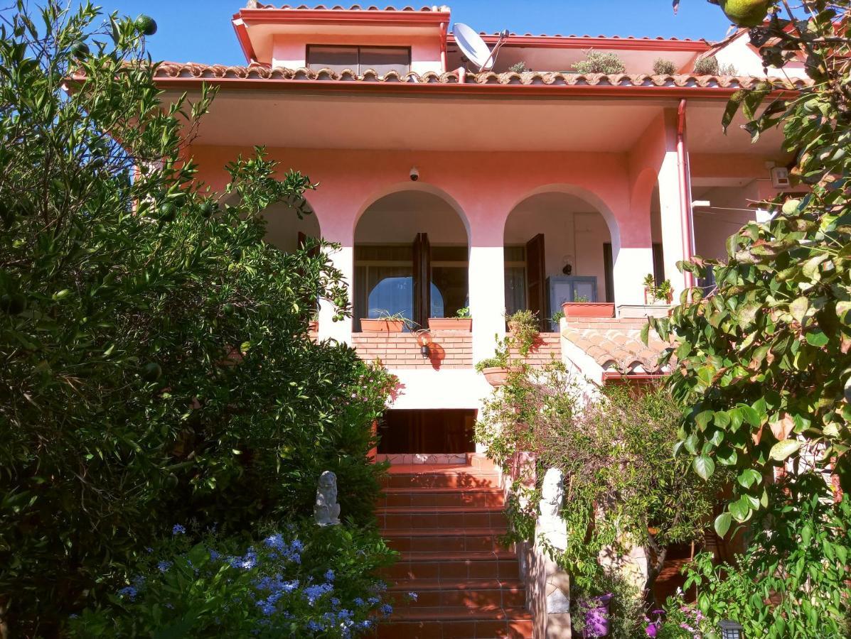 Villa Corrias Siliqua Exteriér fotografie