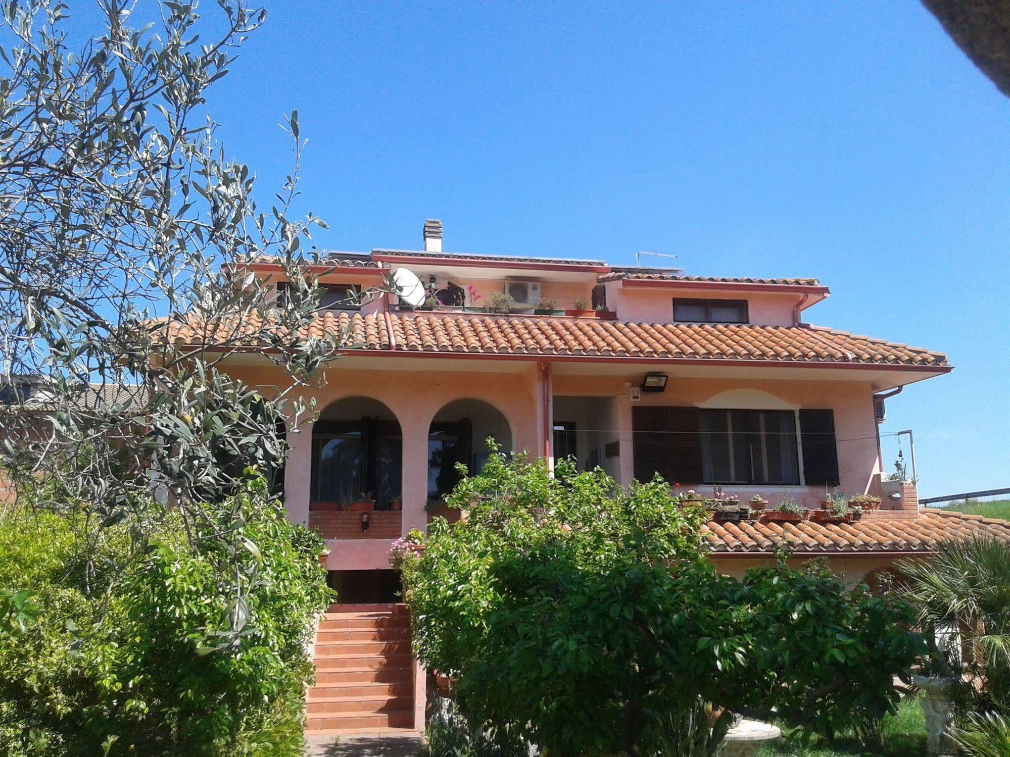 Villa Corrias Siliqua Exteriér fotografie