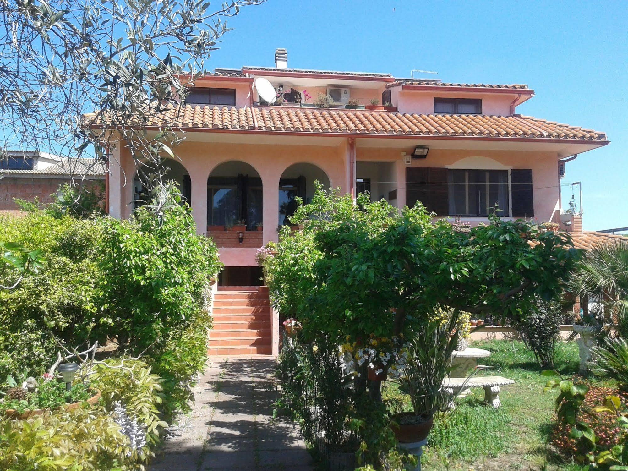 Villa Corrias Siliqua Exteriér fotografie